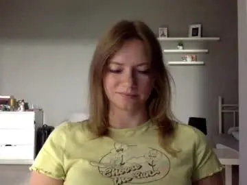 Chaturbate Live Sex Cam of lux_millie