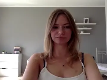 Chaturbate Live Sex of lux_millie