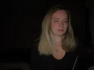 Chaturbate Live Porn of moonlit_kiss_