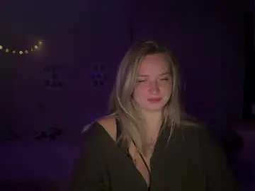 Chaturbate Sex Cam of moonlit_kiss_