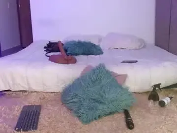 Chaturbate Live Sex Cam of soysilvanna_