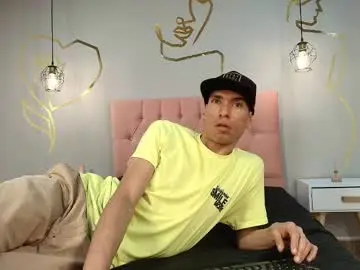 Chaturbate Nude Webcam of burniingcouple