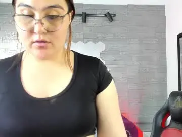 Chaturbate Free Porn Cam of diamondfox_m