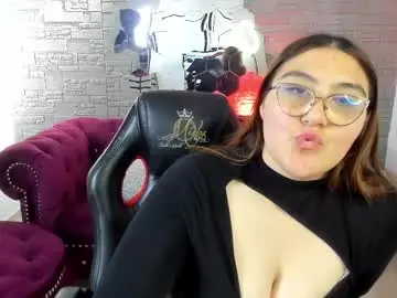 Chaturbate Live Sex Cam of diamondfox_m