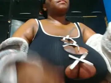 Chaturbate Watch Live Sex Cams of freakyboobsxx