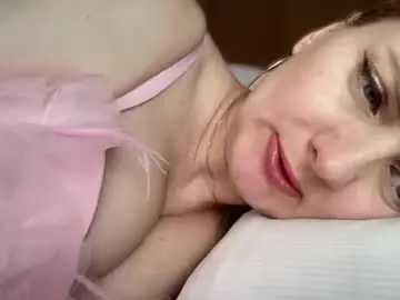 Chaturbate Free Live Porn of viola_1