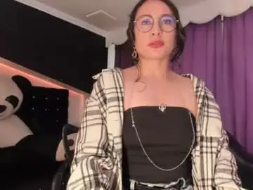 Chaturbate Live Sex Cam of coral_gibson