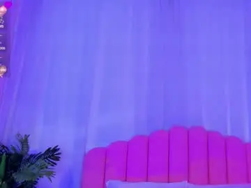 Chaturbate Live Sex of maddy__bigboobs