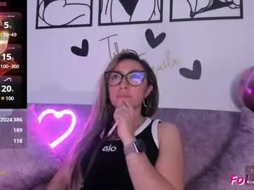 Chaturbate Watch Live Sex Cams of tila_tequila15