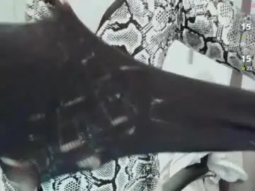 Chaturbate Live Sex Cam of elia_