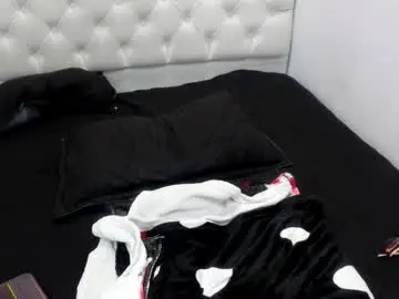 Chaturbate Live Sex of karoline_66