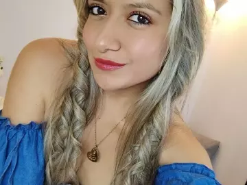 Cherry Adult Webcams of valeriahunter