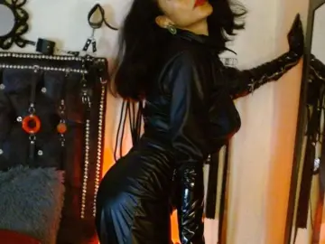 Cherry Sex Cam of ameliemartinez
