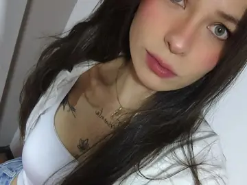 Cherry Adult Webcam of milymiley