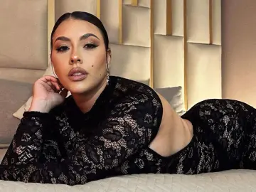 Cherry Watch Live Sex Cams of martinnabonett