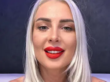 Cherry Live Porn of blondbabes