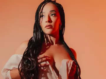 Cherry Nude Webcam of alessaromero