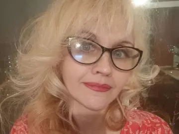 Cherry Private Sex Chat of layrara