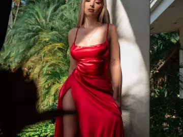 Cherry Free Porn Cam of gabbyy