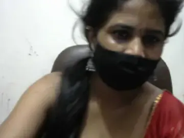 Dscgirls Adult Webcam of kumkum