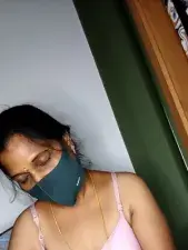 Dscgirls Free Porn Cam of indianhothyd