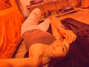 Imlive Free Live Porn of AntonelaWoo