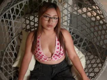 Imlive Free Porn Cam of LuluNoir