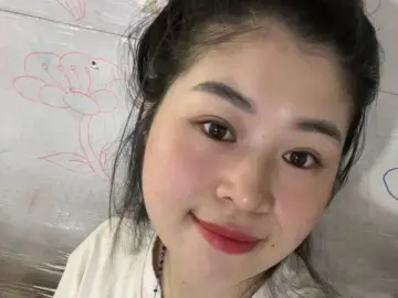 Imlive Free Live Porn of Julia5