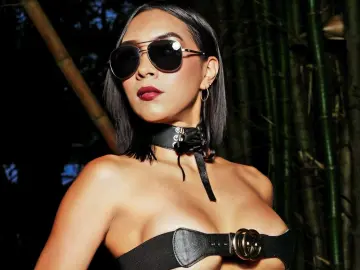 Imlive Nude Webcam of AnetteLawrence1