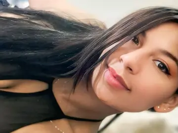 Imlive Sex Cam of YasmineD749