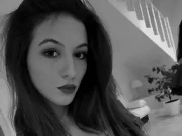 Imlive Nude Webcam of TessaVale