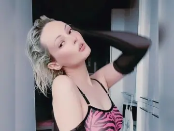 Imlive Best live sex cam show of SoffyCrach