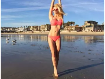 Imlive Best live sex cam show of AlexaAlexys