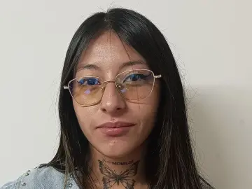Imlive Watch Live Sex Cams of HollyJonesVSX