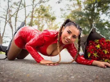 Imlive Free Porn Cam of MeliDiazz