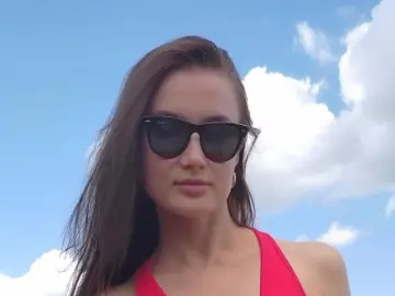 Imlive Free Porn Cam of Leksa1