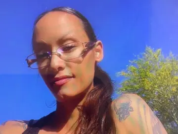 Imlive Watch Live Sex Cams of Jessie87