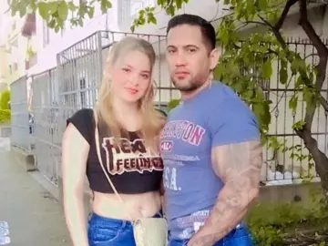Imlive Private Sex Chat of couplemuscle
