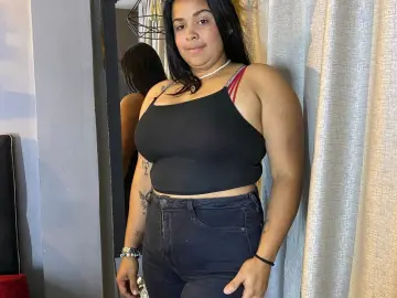 Imlive Adult Video Chat of chiquihottiex