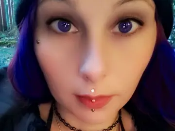 Imlive Free Porn Cam of Lust_Queen