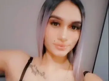Imlive Live Sex Cam of SnowQueen