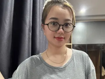 Imlive Adult Video Chat of Emilyy