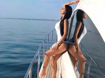 Imlive Live Sex Cam of HotGirl1