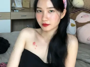 Imlive Watch Live Sex Cams of Lilyyy