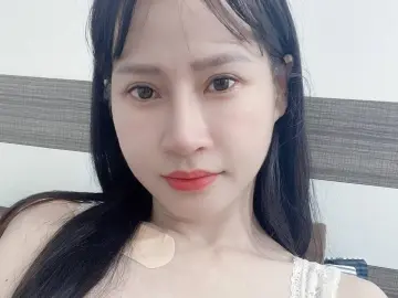 Imlive Watch Live Sex Cams of Miaeeeee