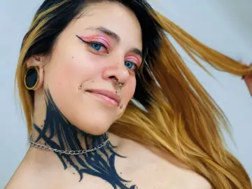 Imlive Free Porn Cam of Dakota_Angel