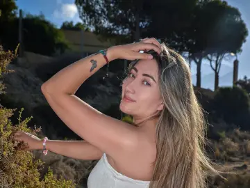 Imlive Private Sex Chat of ChelsyPetersX