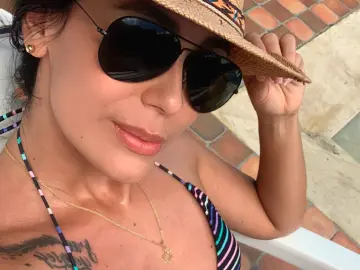 Imlive Private Sex Chat of GinniH