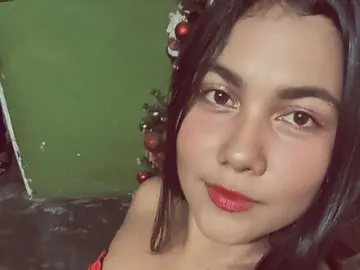 Imlive Free Live Porn of StrellaMoon2