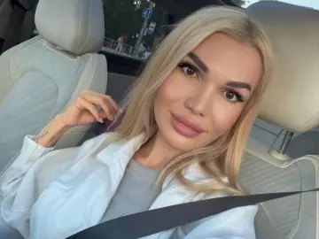 Imlive Live Sex Cam of KarinaQueen